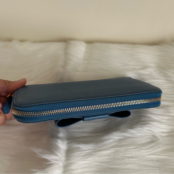 Auth Prada Wallet EUC - Picture 4 of 17